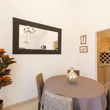5mins To Promenade With Sofa Ac & Wifi By 360 Estates スリーマ