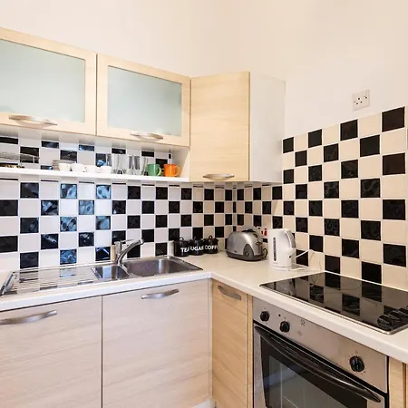 5mins To Promenade With Sofa Ac & Wifi By 360 Estates *