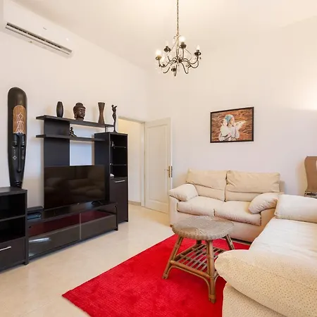 5mins To Promenade With Sofa Ac & Wifi By 360 Estates